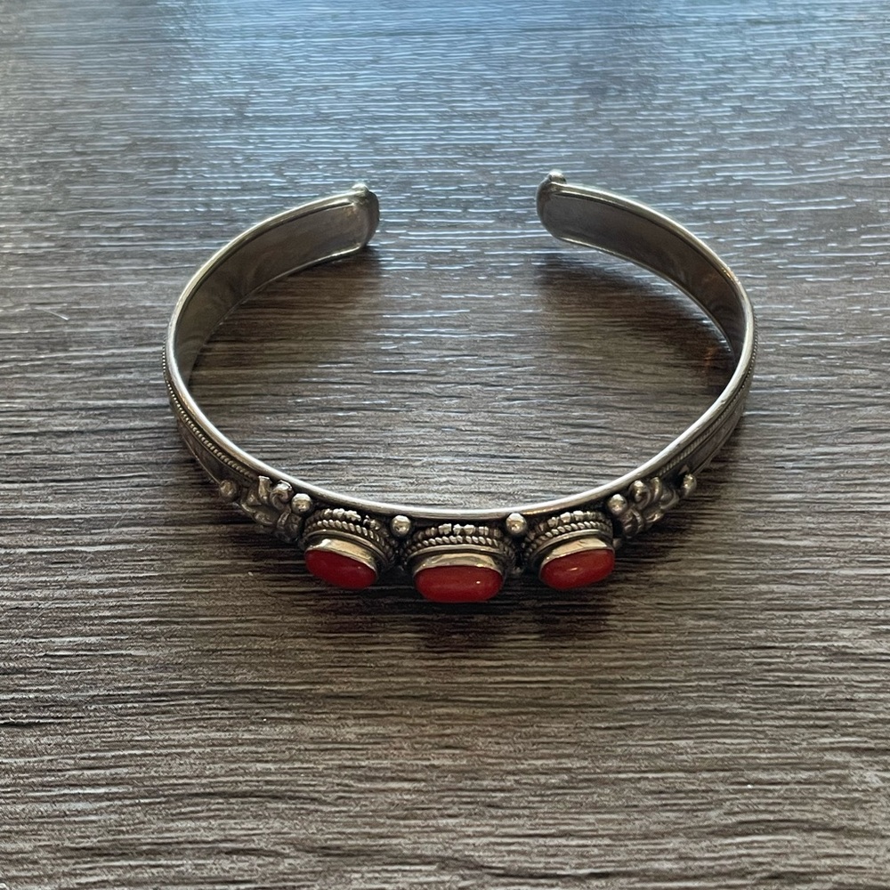 Vintage Coral and Sterling Silver Bracelet - Picture 2 of 6